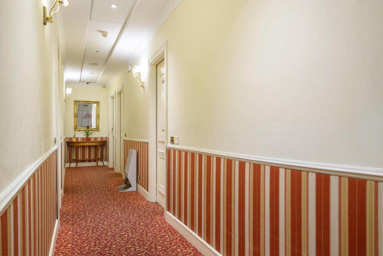 Gambrinus Hotel Řím Exteriér fotografie